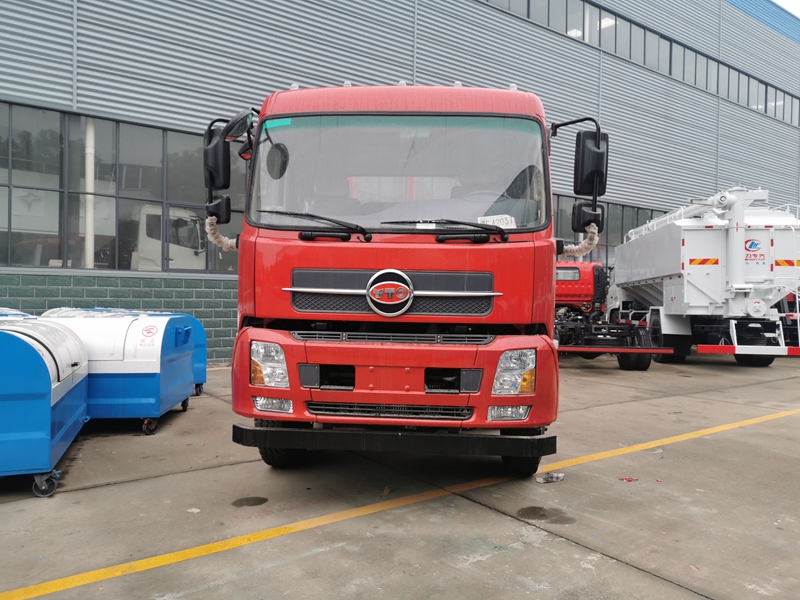 福德前四后四平板運(yùn)輸車