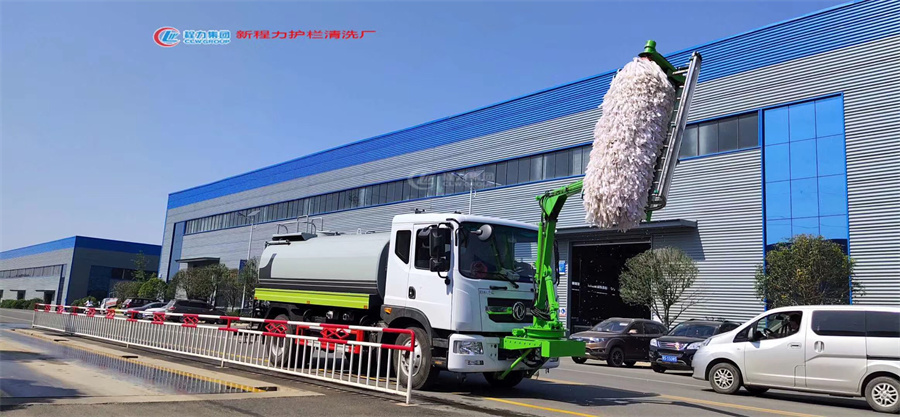 墻面清洗車-加裝隧道清洗設備臂