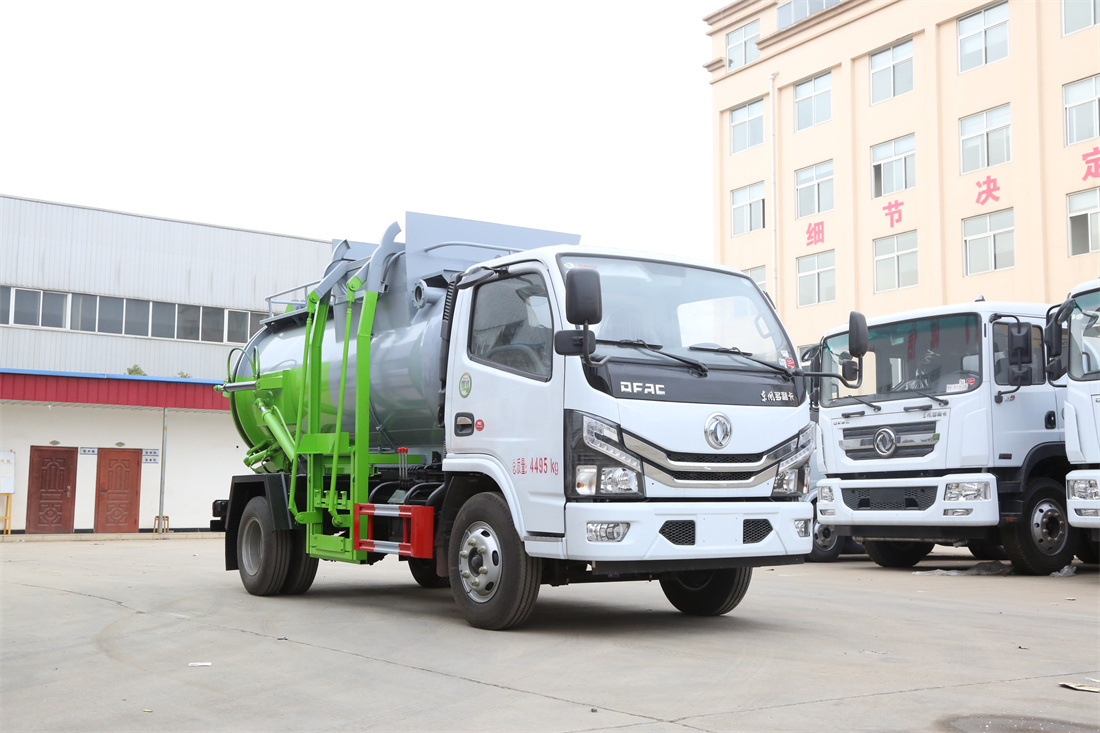 5方餐廚垃圾車(chē)-東風(fēng)多利卡國(guó)六5方廚余泔水餐廚垃圾車(chē)廠家（圓罐）